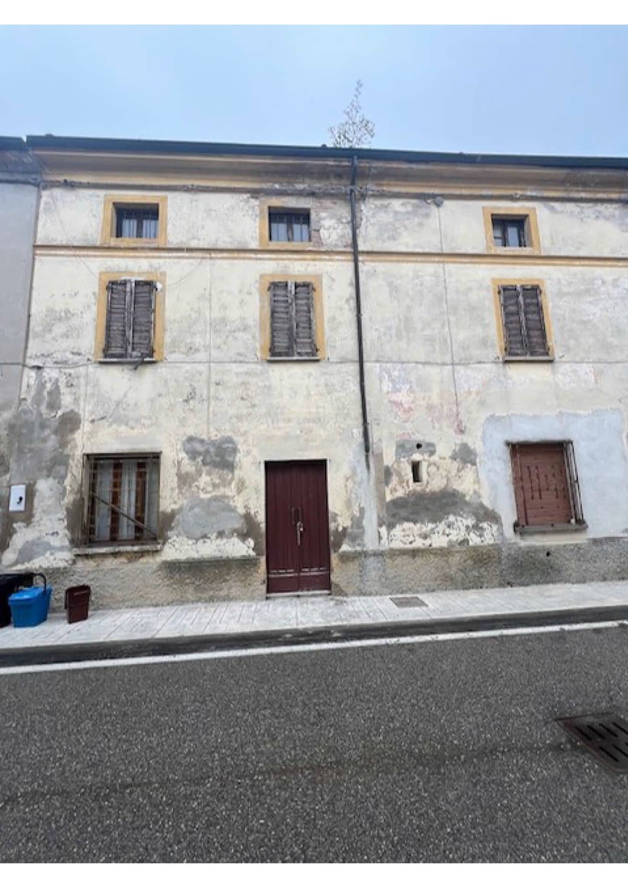 LOTTO UNICO: FABBRICATO CIVILE